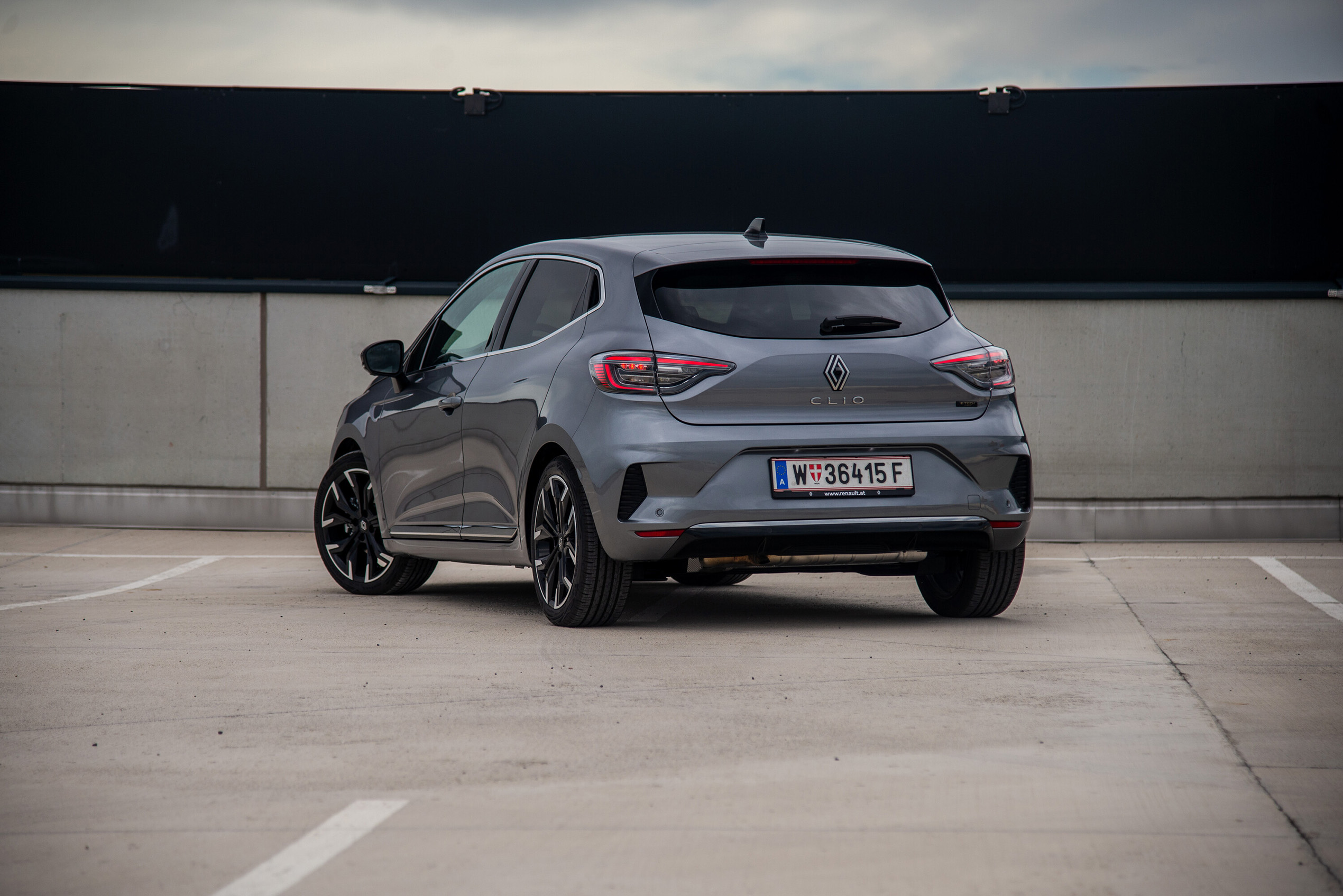 Renault Clio mit neuer Optik auch als Hybrid 