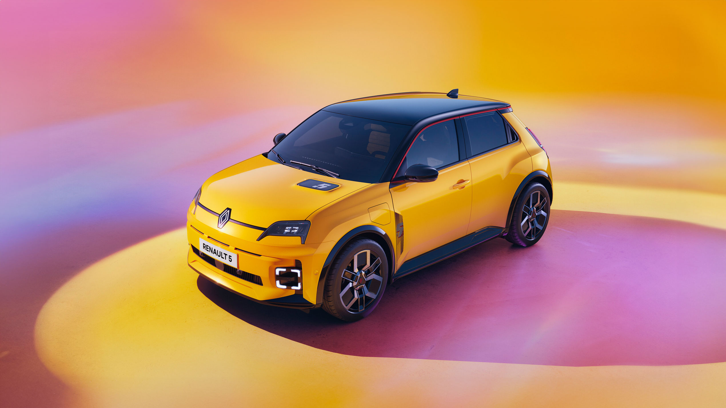Renault 5 E-TECH Electric Car of the Year 2025